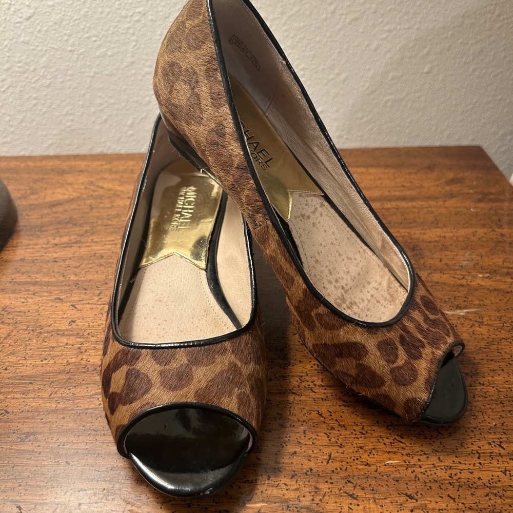 MICHAEL Michael Kors Brown Leopard Peep-Toe Flats